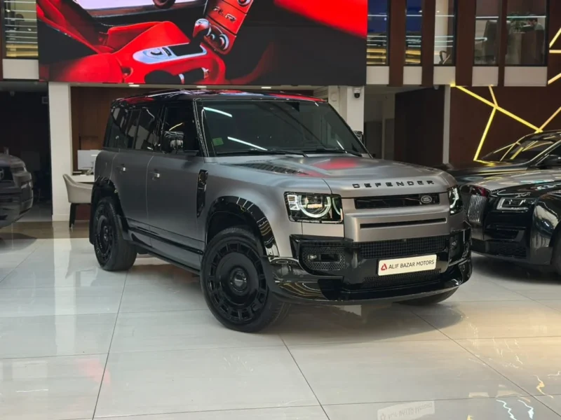 2023 Land Rover Defender P400 SE X Dynamics 3.0L 6 Cylinders Petrol Engine Silver White SUV