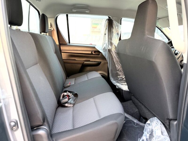2026 Toyota Hilux DLX 2.4 Litres 4 Cylinders Diesel Engine Grey Black Pickup Truck Manual