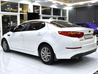 2014 Kia Optima EX 2.4 Litres 4 Cylinders Petrol Engine White Beige Sedan GCC Specs
