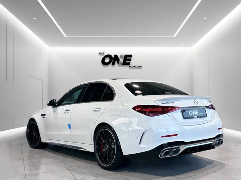 2024 Mercedes-Benz C63 S 2.0 Litres 4 Cylinders Hybrid Engine White Black Sedan AWD
