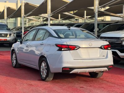 2024 Nissan Sunny 1.6 Liters V4 Petrol Engine Blue Beige Sedan GCC Specs Automatic