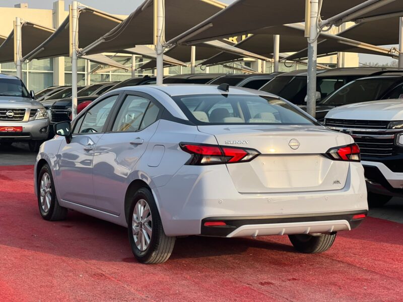 2024 Nissan Sunny 1.6 Liters V4 Petrol Engine Blue Beige Sedan GCC Specs Automatic