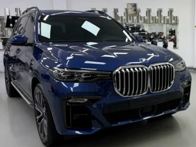 2020 BMW X7 xDrive40i M Sport 3.0L TwinPower Turbo inline-6 Engine Blue Brown SUV GCC