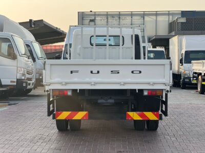 2025 Mitsubishi Canter 14FT Manual 4.2 Litres 4 Cylinders Diesel Engine White Black Truck GCC