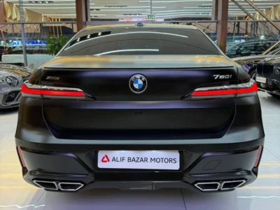 2023 BMW 760i xDRIVE M SPORT 4.4 Liters 8 Cylinders Petrol Engine Black Tan Sedan GCC
