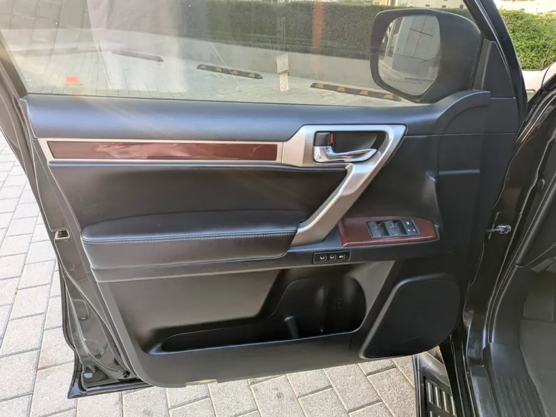 2019 Lexus GX-Series GX 460 Platinum 4.6 Litres V8 Petrol Engine Black Tan SUV GCC Specs