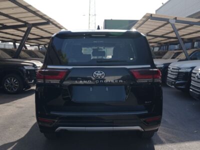2026 Toyota Land Cruiser VXR 3.5 Litres 6 Cylinders Hybrid Engine Black SUV European Specs
