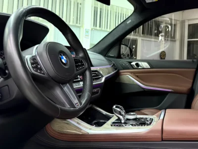 2020 BMW X7 xDrive40i M Sport 3.0L TwinPower Turbo inline-6 Engine Blue Brown SUV GCC