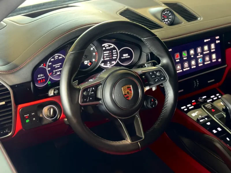 2022 Porsche Cayenne Coupé 3.0L Turbocharged V6 Petrol Engine White Red SUV GCC Specs