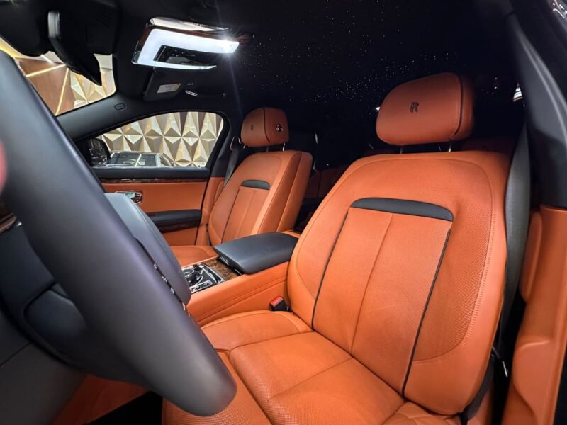2023 Rolls Royce Ghost BLACK BADGE 6.8L TwinTurbo 12 Cylinders Engine Black Brown Sedan