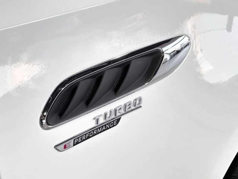 2024 Mercedes-Benz C63 S 2.0 Litres 4 Cylinders Hybrid Engine White Black Sedan AWD