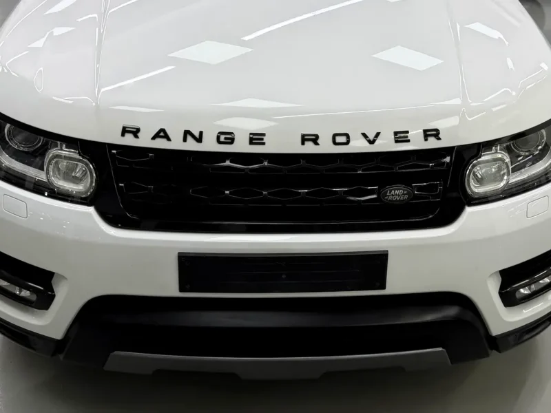 2017 Land Rover Range Rover Sport HSE Dynamic 6 Cylinders Petrol Engine White Red SUV