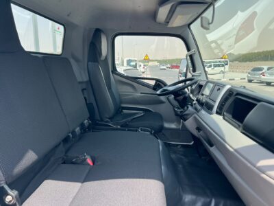 2025 Mitsubishi Canter 14FT Manual 4.2L 4 Cylinders Diesel Engine White Black Truck GCC