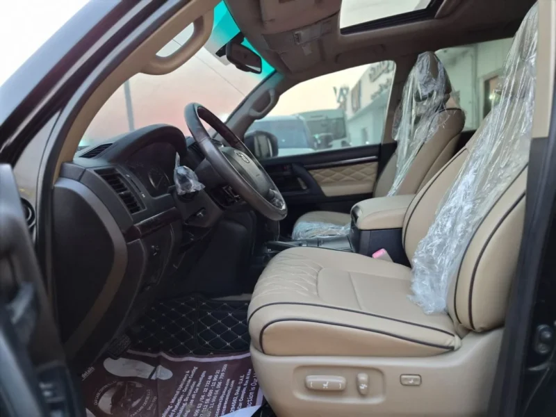 2011 Toyota Land Cruiser GXR MID 60th ANNIVERSARY 4.7L V8 Petro Engine Black Beige SUV