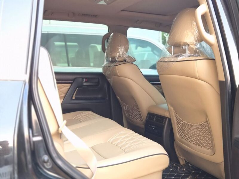 2011 Toyota Land Cruiser GXR MID 60th ANNIVERSARY 4.7L V8 Petro Engine Black Beige SUV