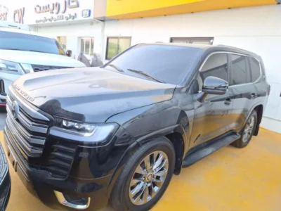 2011 Toyota Land Cruiser GXR MID 60th ANNIVERSARY 4.7L V8 Petro Engine Black Beige SUV