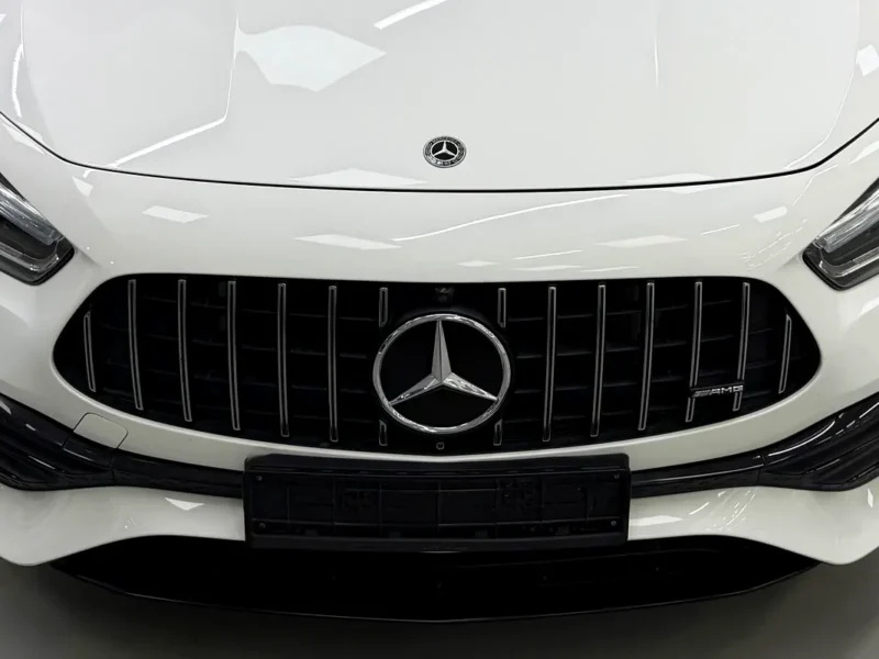 2021 Mercedes-Benz GLA-Class GLA 35 AMG 4MATIC 2.0L turbocharged White Black Crossover