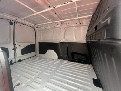 2023 Peaugeot Partner 1.6 Litres 4 Cylinders Diesel Engine White Grey Van Manual GCC Specs