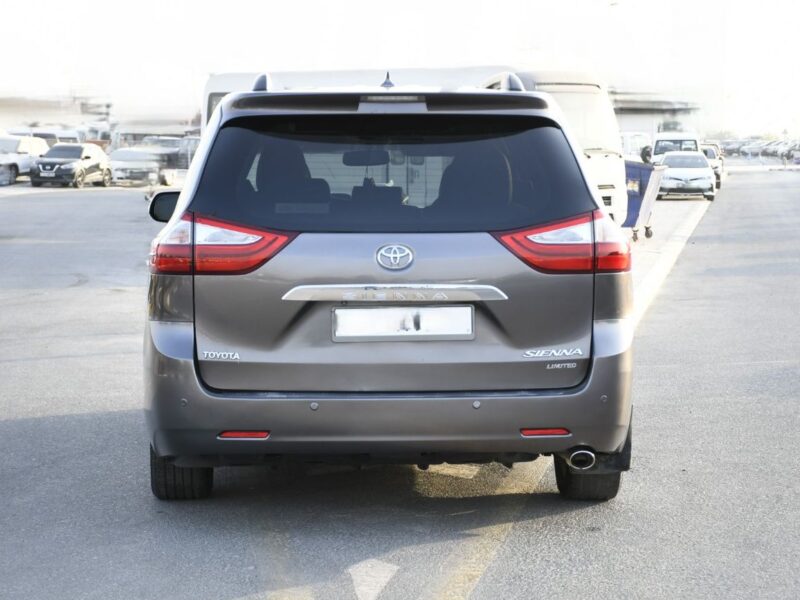 2025 Toyota Sienna LIMITED 3.5 Litres 6 Cylinders Petrol Engine Grey Van American Specs
