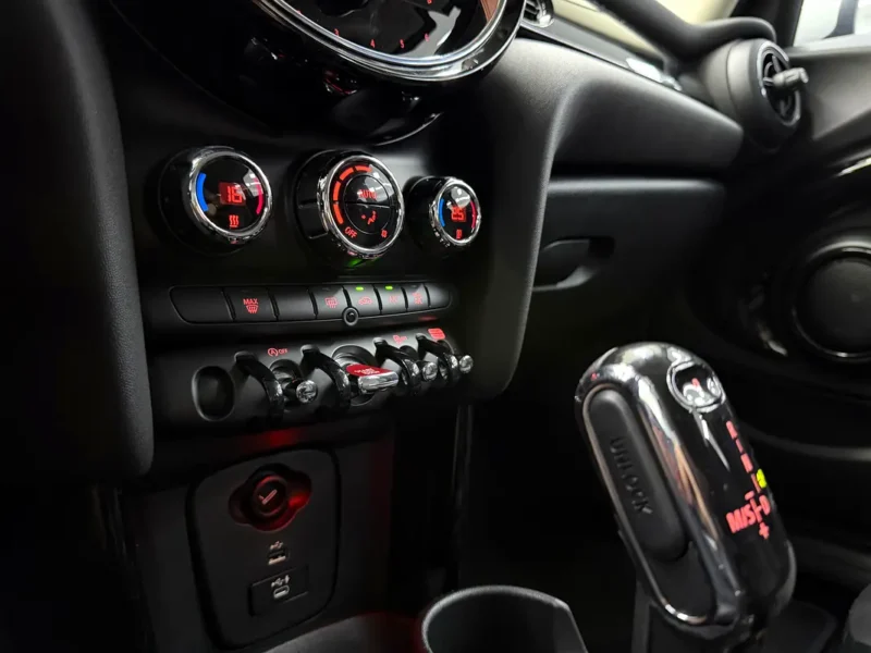 2022 MINI Cooper Cooper 3 Cylinders Petrol Engine Blue Black Hatchback Excellent Condition