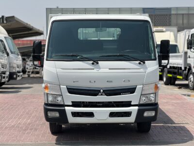 2025 Mitsubishi Canter 14FT Manual 4.2L 4 Cylinders Diesel Engine White Black Truck GCC