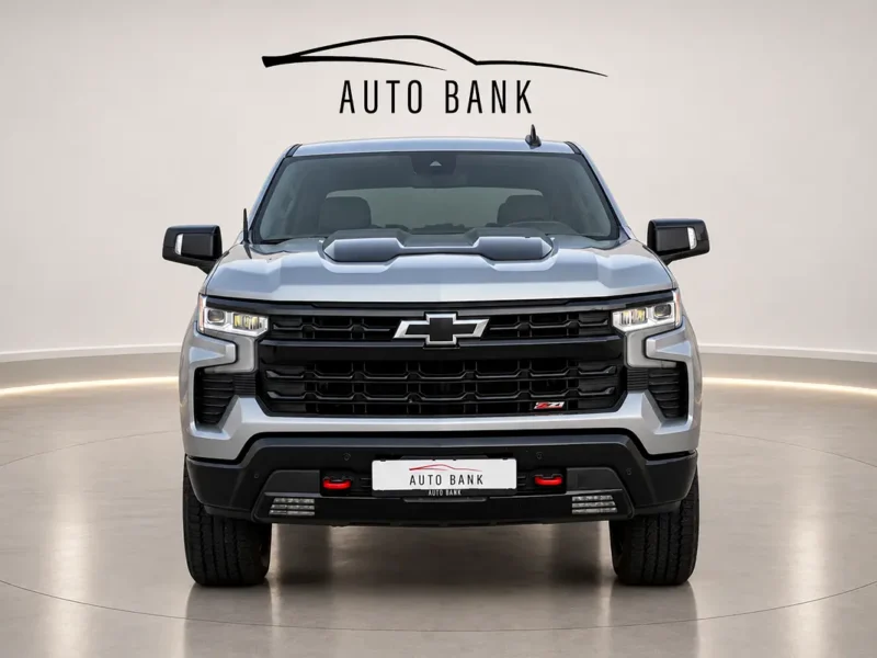 2024 Chevrolet Silverado 1500 LT Trail Boss 8 Cylinders Petrol Engine Silver Beige Pickup Truck