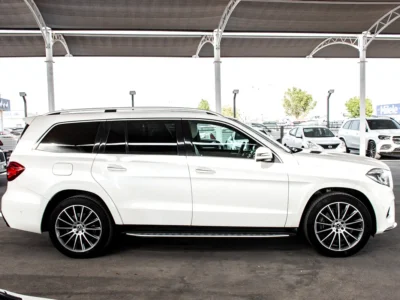 2018 Mercedes-Benz GLS-Class GLS 550 8 Cylinders Petrol Engine White Beige SUV Automatic