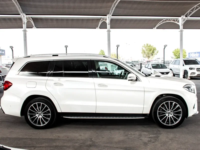 2018 Mercedes-Benz GLS-Class GLS 550 8 Cylinders Petrol Engine White Beige SUV Automatic