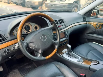2005 Mercedes-Benz E-Class E 500 8 Cylinders Petrol Engine Black Wagon Japanese Specs
