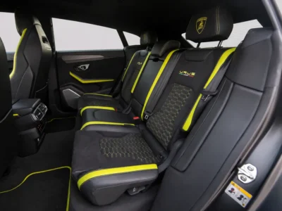 2022 Lamborghini Urus Pearl Capsule 4.0L V8 Twin-Turbo Petrol Engine Black SUV GCC Specs