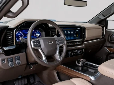 2024 Chevrolet Silverado 1500 LT Trail Boss 8 Cylinders Petrol Engine Silver Beige Pickup Truck