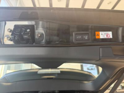 2026 Toyota RAV 4 Luxury 2.5 Litres 4 Cylinders Hybrid Engine Black SUV Chinese Specs