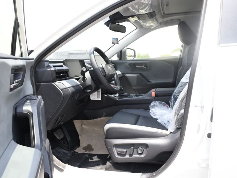 2026 Toyota RAV 4 ADVENTURE 2.5L 4 Cylinders Hybrid Engine White Black SUV GCC Specs