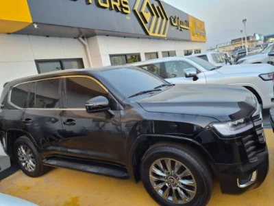 2011 Toyota Land Cruiser GXR MID 60th ANNIVERSARY 4.7L V8 Petro Engine Black Beige SUV