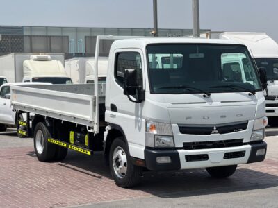 2025 Mitsubishi Canter 14FT Manual 4.2L 4 Cylinders Diesel Engine White Black Truck GCC