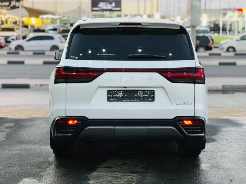 2024 Lexus LX600 PRESTIGE 3.5L TWIN TURBO 6 Cylinders Petrol Engine White Tan SUV GCC