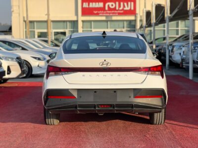 2025 Hyundai Elantra 1.6 Litres 4 Cylinders Petrol Engine White Grey Sedan GCC Specs