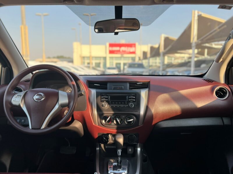2020 Nissan Navara 4X4 2.5 Litres 4 Cylinders Petrol Engine White Red Pickup Truck Automatic