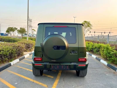 2027 Mercedes-Benz G 63 AMG STANDARD 4.0L V8 Biturbo Petrol Engine Green Red SUV