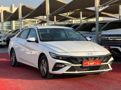 2025 Hyundai Elantra 1.6 Litres 4 Cylinders Petrol Engine White Grey Sedan GCC Specs