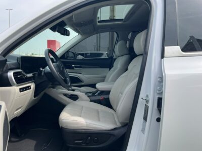 2023 Kia Telluride EX 3.8 Litres V6 Petrol Engine White Grey SUV GCC Specs FULL OPTIONS