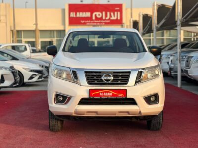 2020 Nissan Navara 4X2 Automatic 2.5 Litres 4 Cylinders Petrol Engine White Red Pickup Truck