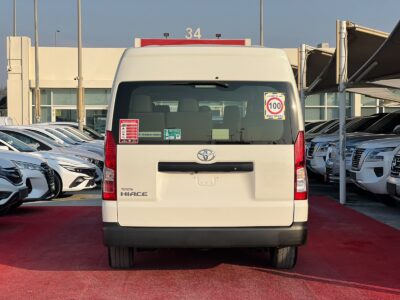 2024 Toyota Hiace 13 Seats 2.7 Litres 4 Cylinders Petrol Engine White Grey Van GCC Manual