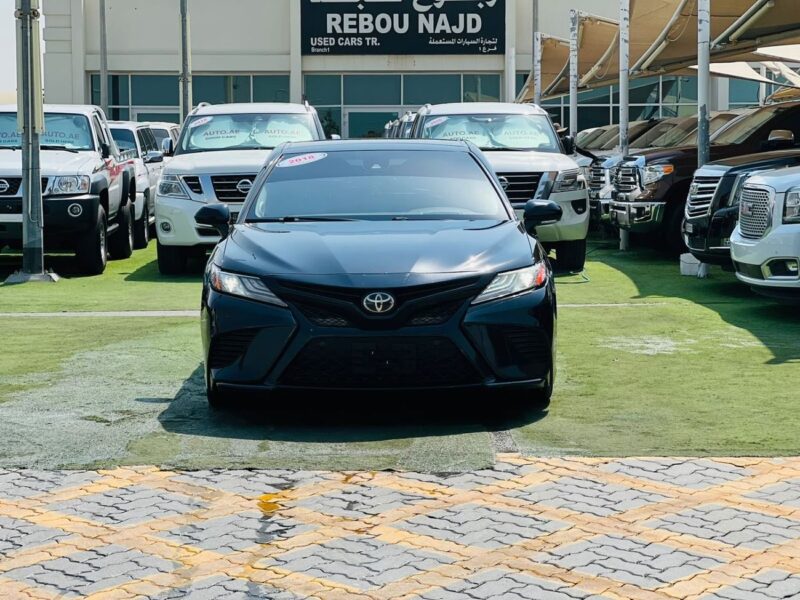 2018 Toyota Camry SE 2.5 Litres 4 Cylinders Petrol Engine Black Sedan FWD US Specs