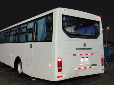 2017 Ashok Leyland 56 Seats 5.8 Litres 4 Cylinders Diesel Engine White Blue Bus Manual GCC