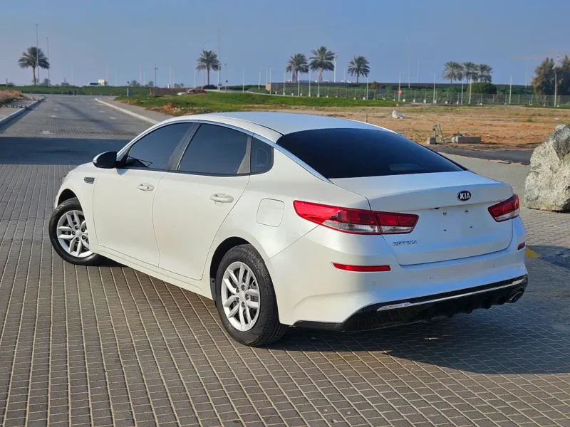 2020 Kia Optima EX Premium 4 Cylinders Petrol Engine White Beige Family Sedan GCC Specs