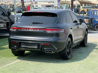 2022 Porsche Macan STANDARD 2.0L TWINTURBO 4 Cylinders Petrol Engine Black Red SUV