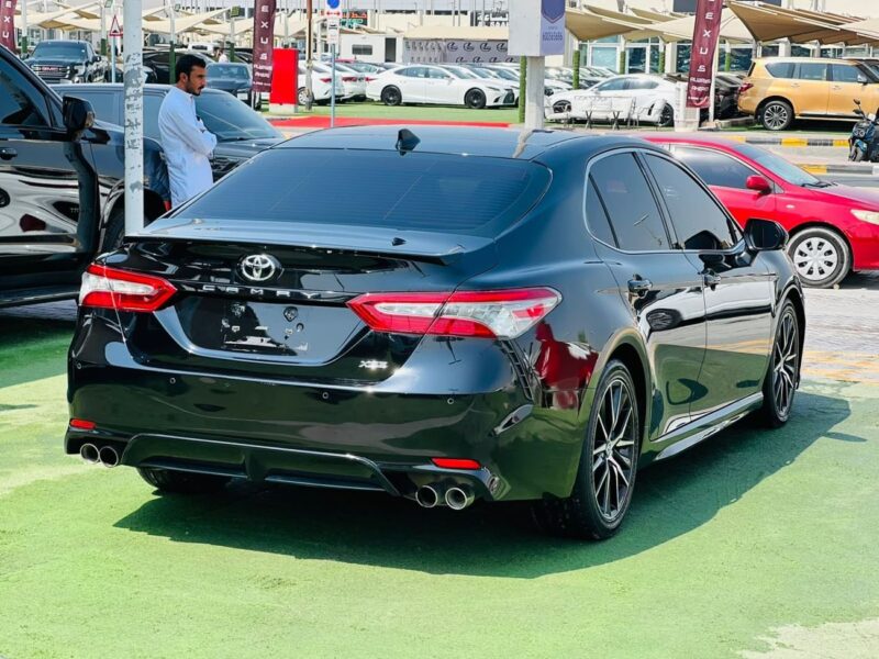 2018 Toyota Camry SE 2.5 Litres 4 Cylinders Petrol Engine Black Sedan FWD US Specs