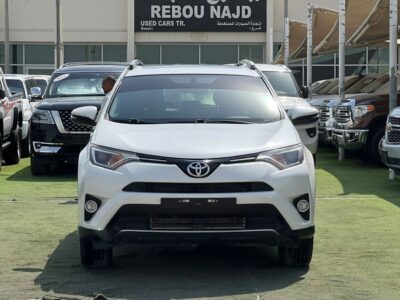 2017 Toyota RAV 4 VX 2.5 Litres 4 Cylinders Petrol Engine White Brown SUV GCC Specs