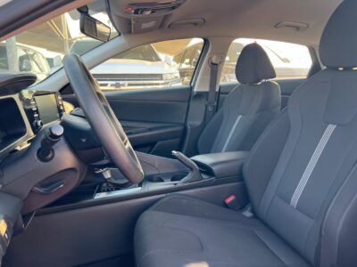 2025 Hyundai Elantra 1.6 Litres 4 Cylinders Petrol Engine White Grey Sedan GCC Specs